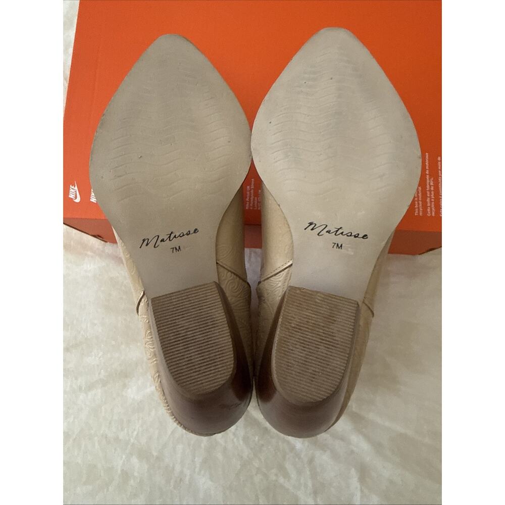Matisse Women's Caty Tan Tooled Leather Booties Size 7 - Picture 12 of 12